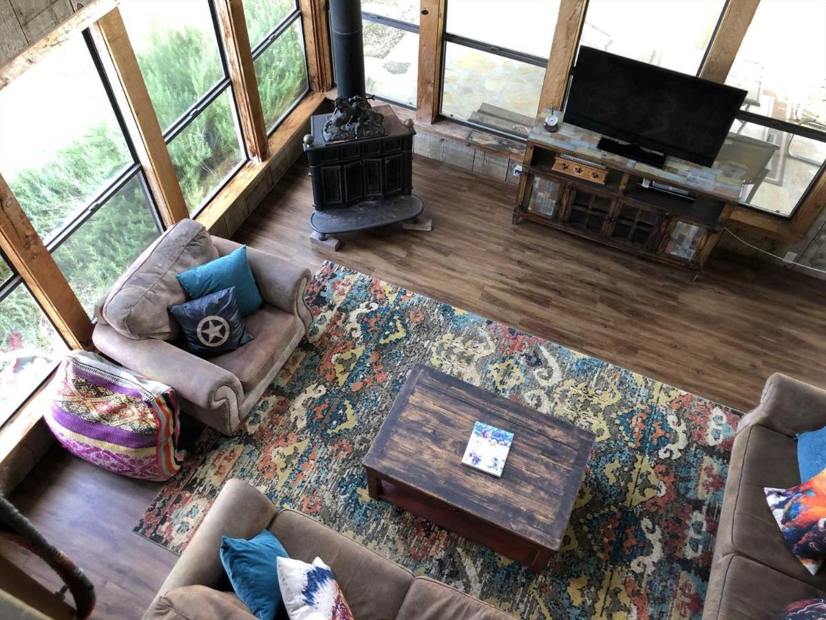 Rockin' B Ranch Bluff House Ξενοδοχείο Pipe Creek Εξωτερικό φωτογραφία